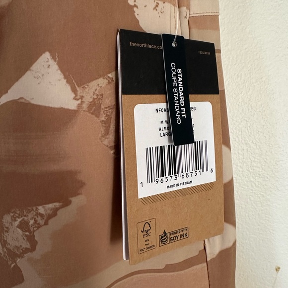 The North Face Wander Shorts - Picture 4 of 11